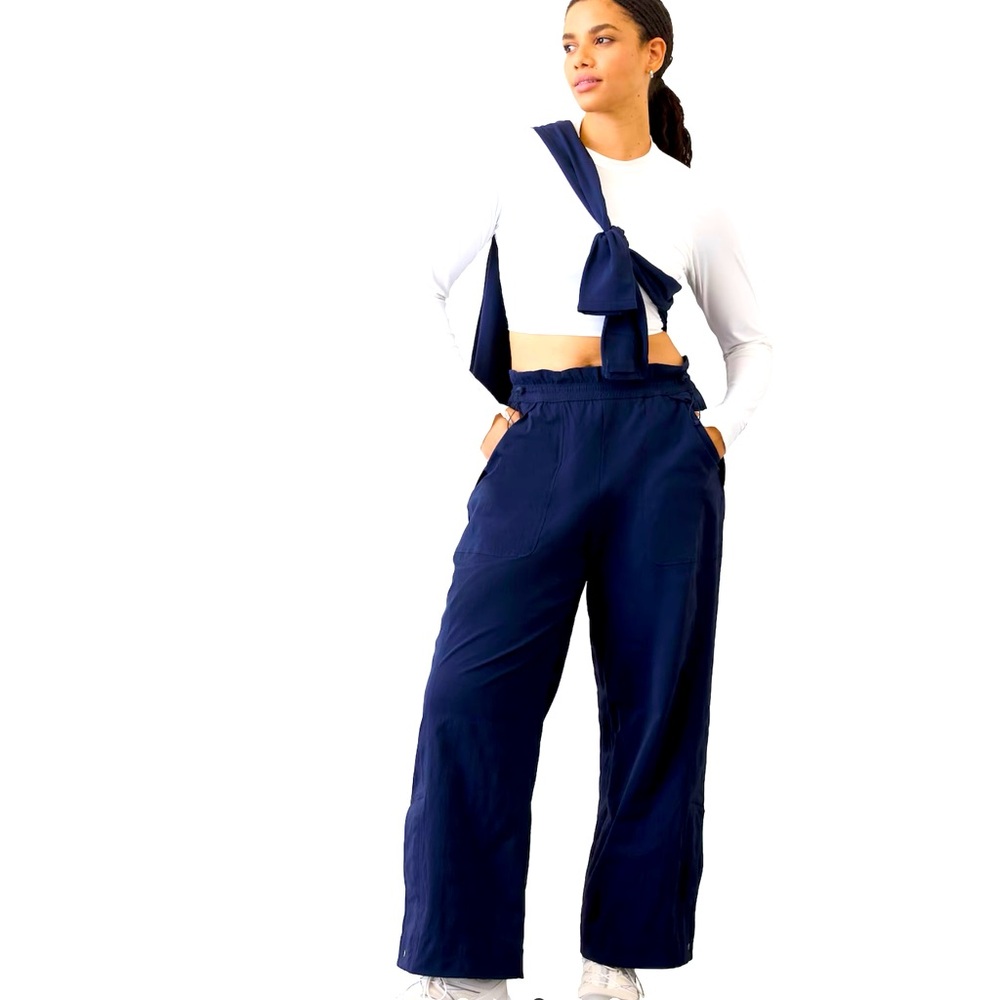 NWT Athleta Trekkie Parachute Pants Navy - 10 Tall